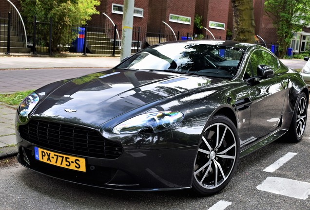 Aston Martin V8 Vantage S