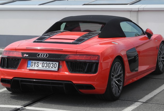 Audi R8 V10 Spyder 2016