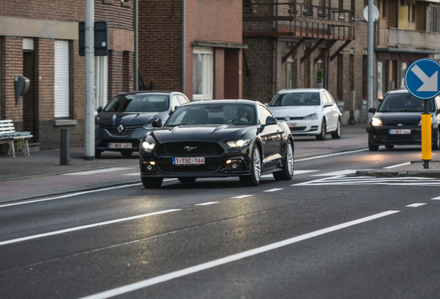 Ford Mustang GT 2015