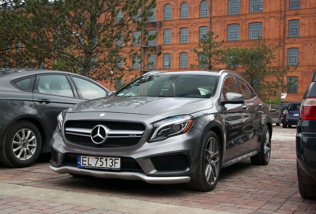 Mercedes-AMG GLA 45 X156