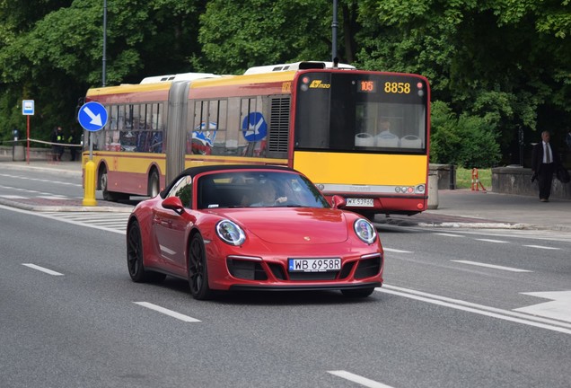 Porsche 991 Carrera 4 GTS Cabriolet MkII