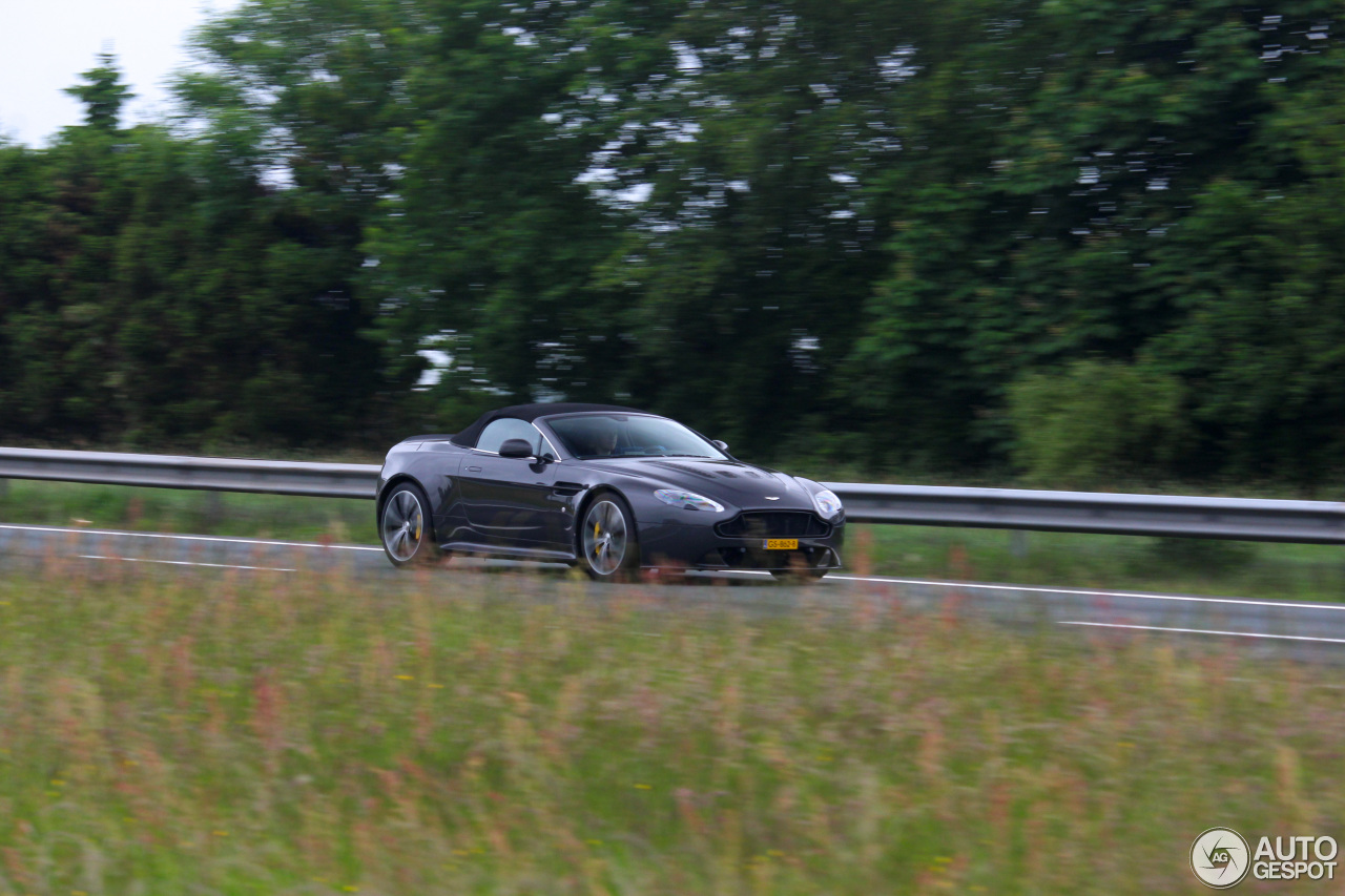 Aston Martin V12 Vantage S Roadster