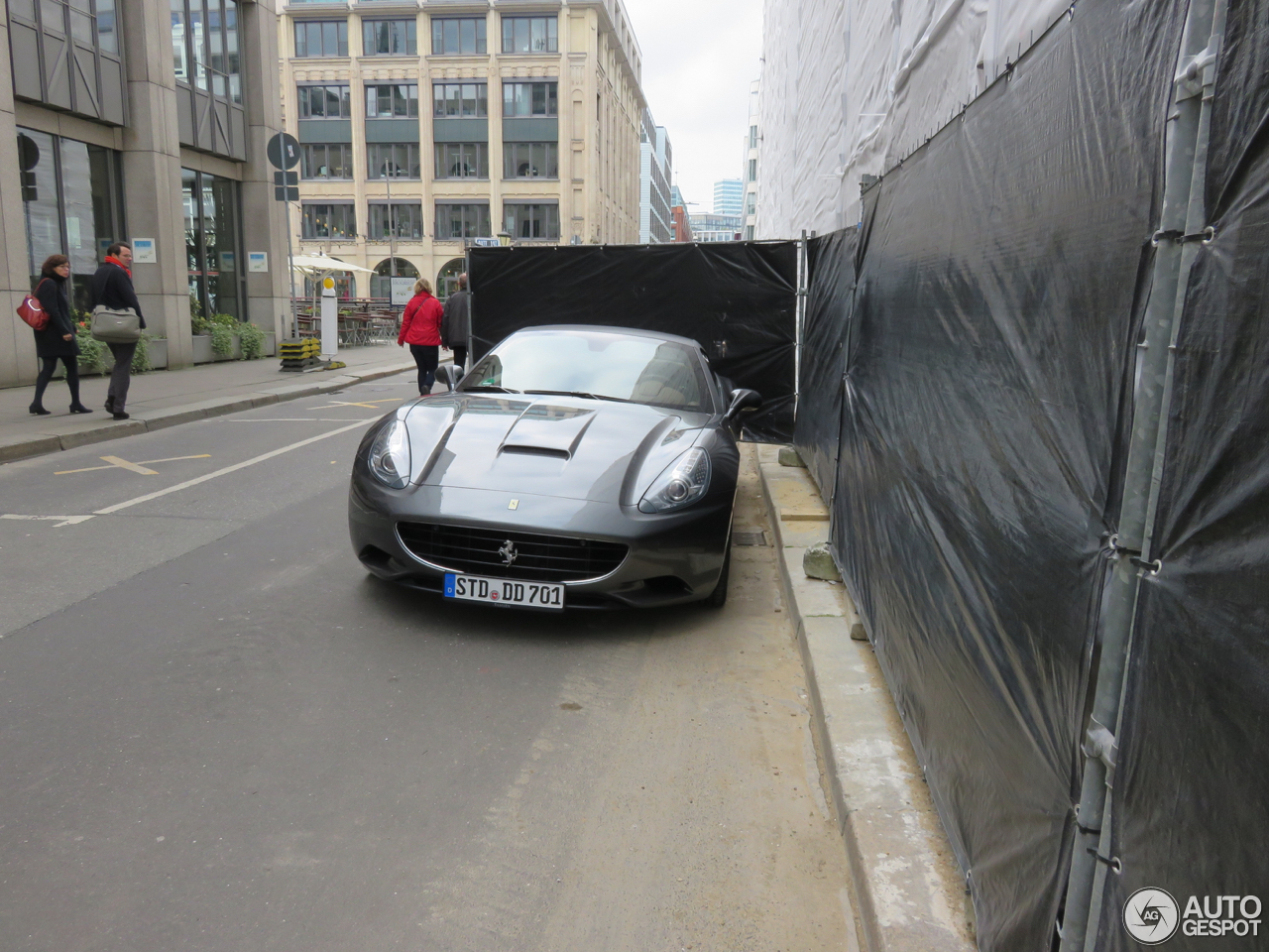 Ferrari California