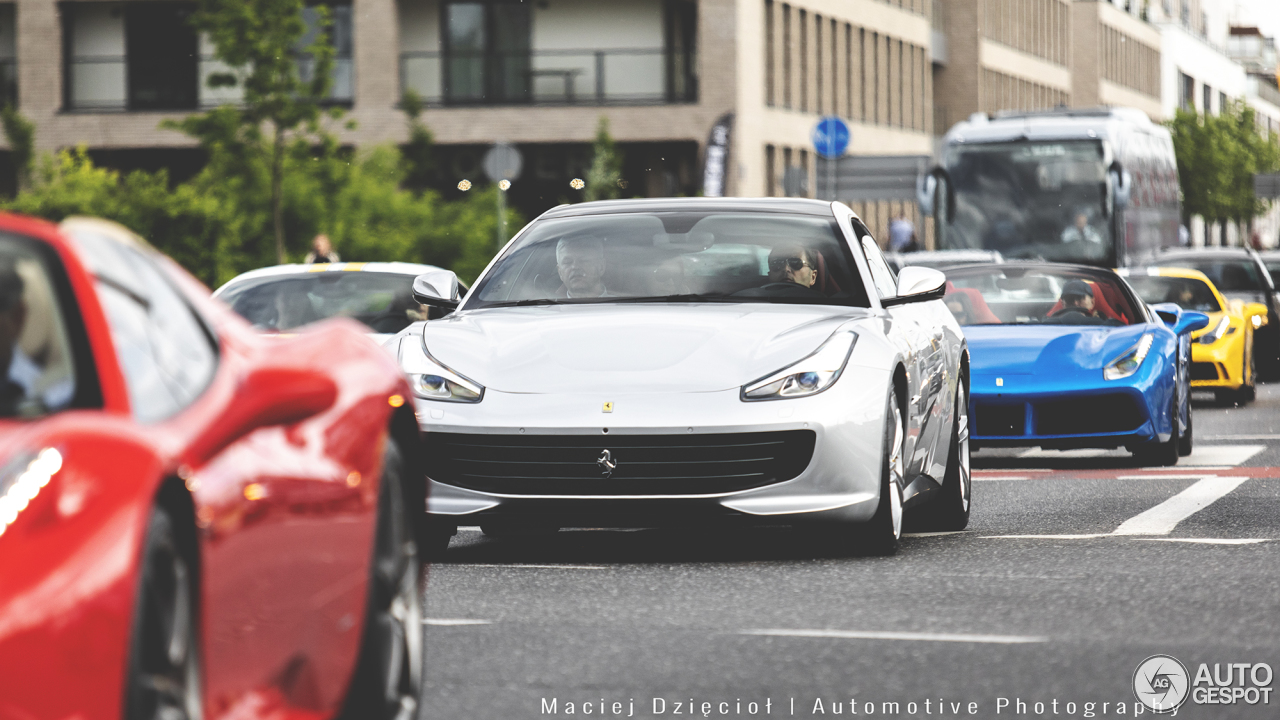 Ferrari GTC4Lusso