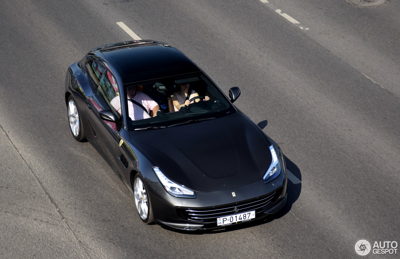 Ferrari GTC4Lusso T