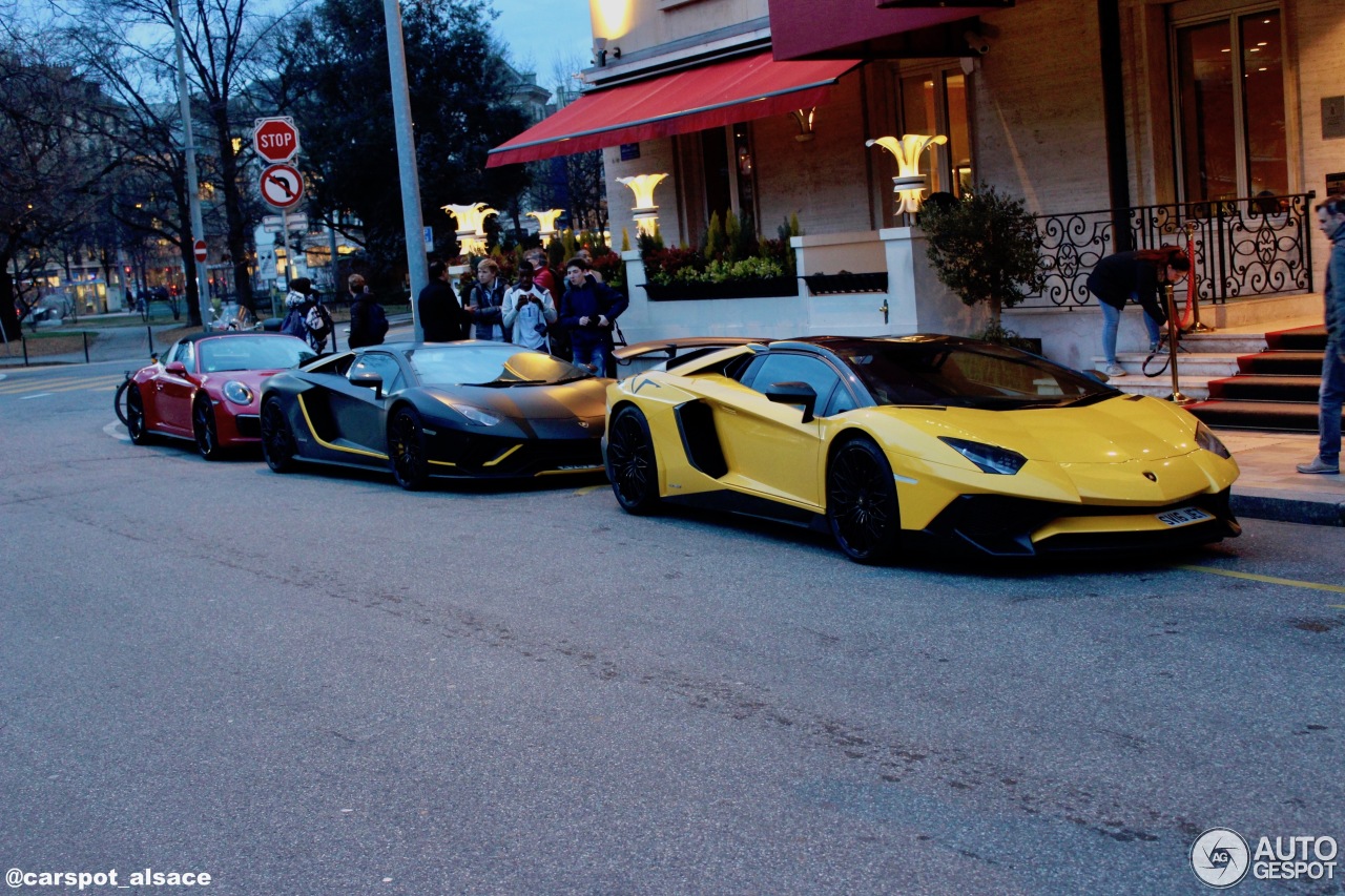 Lamborghini Aventador S LP740-4 Roadster