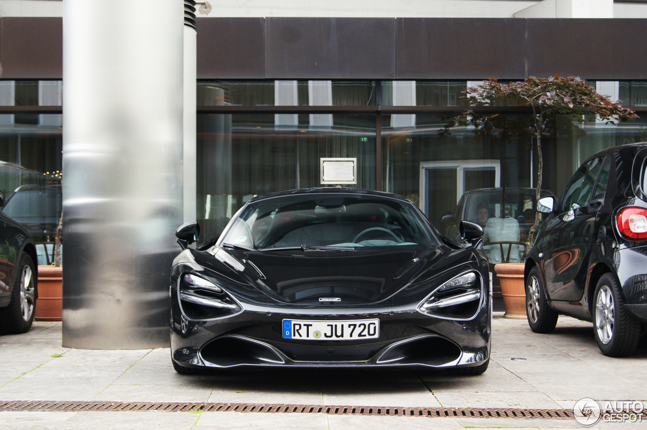 McLaren 720S