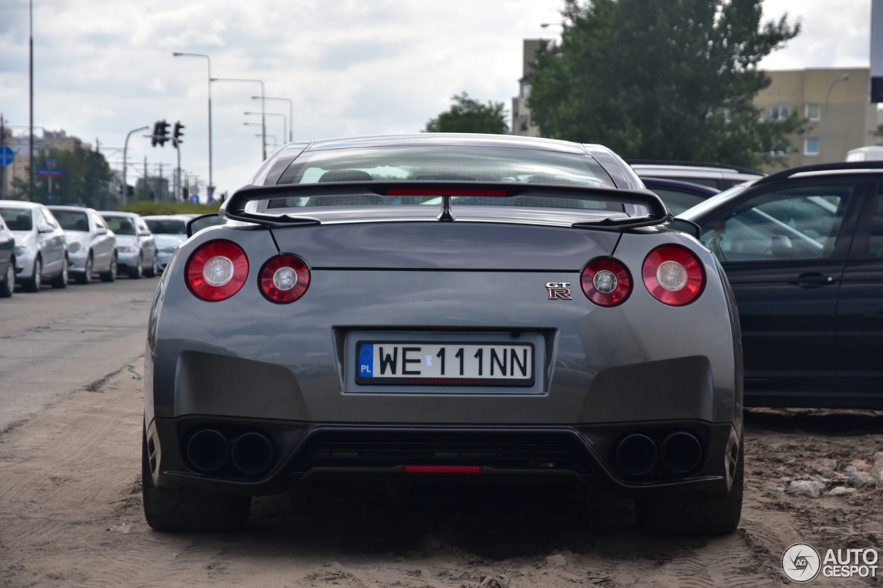 Nissan GT-R 2013