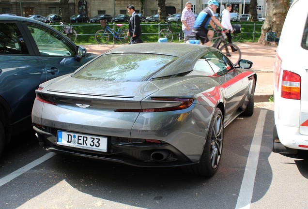 Aston Martin DB11