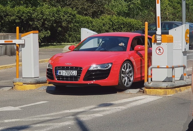 Audi R8 V10