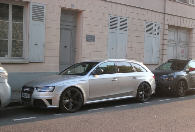 Audi RS4 Avant B8