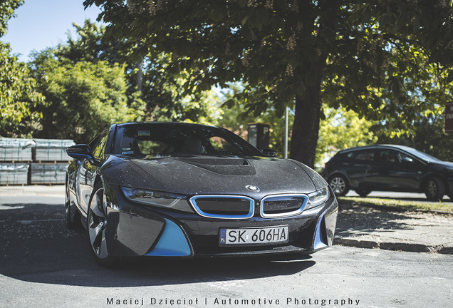 BMW i8