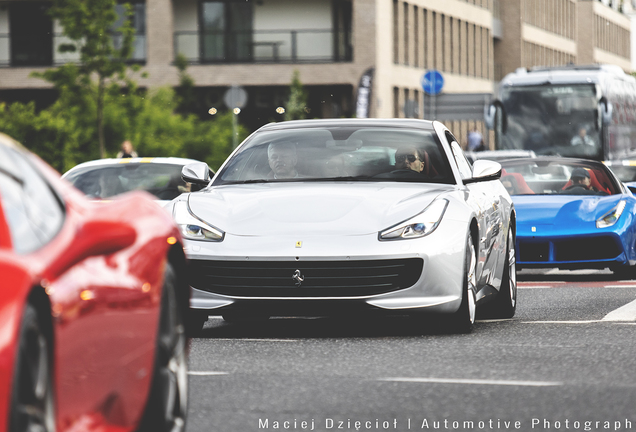 Ferrari GTC4Lusso