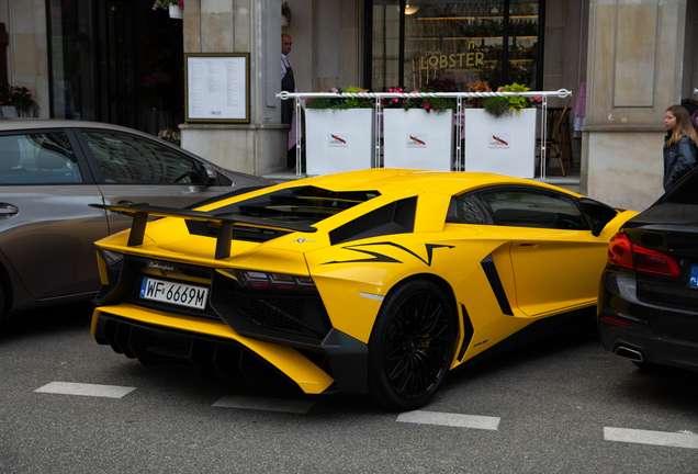 Lamborghini Aventador LP750-4 SuperVeloce