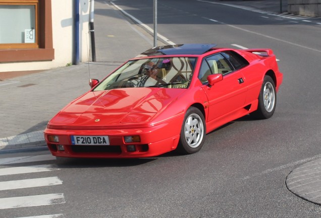 Lotus Esprit SE