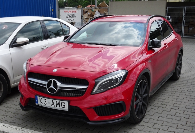 Mercedes-AMG GLA 45 X156