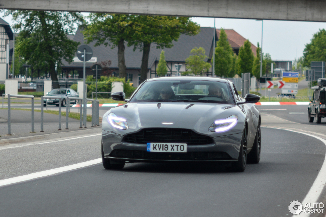 Aston Martin DB11 AMR