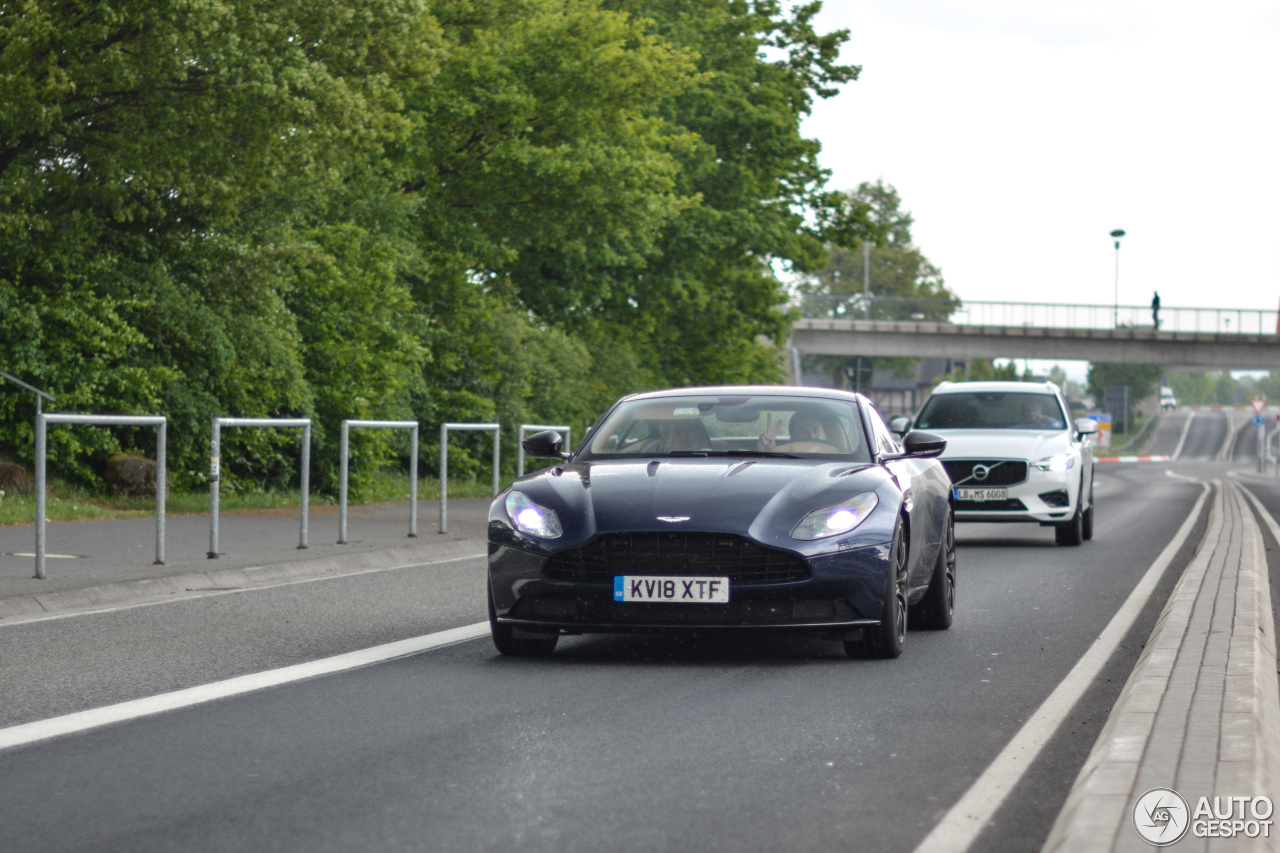 Aston Martin DB11 AMR