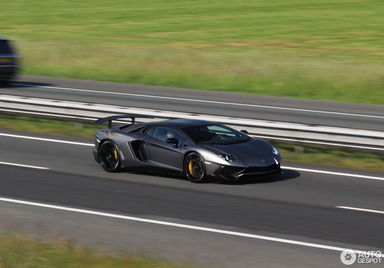 Lamborghini Aventador LP750-4 SuperVeloce