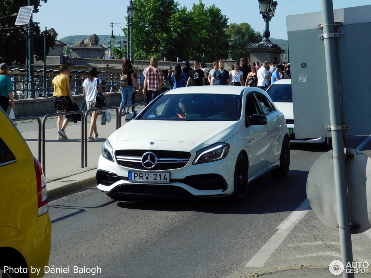 Mercedes-AMG A 45 W176 2015