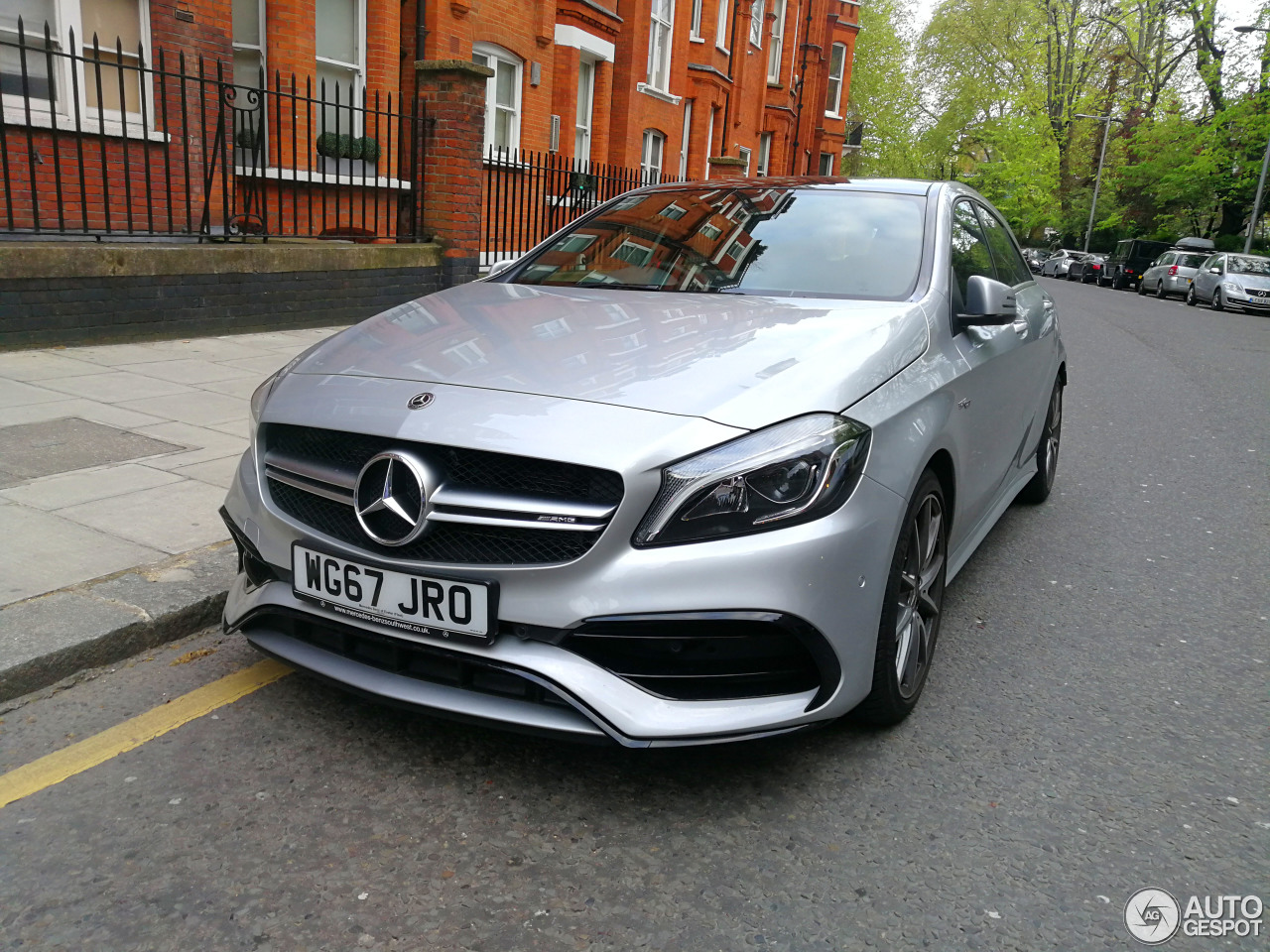 Mercedes-AMG A 45 W176 2015