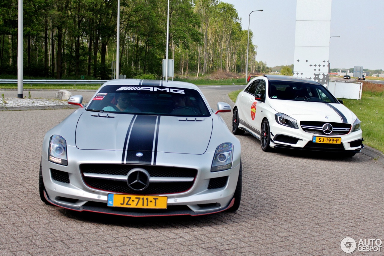 Mercedes-Benz Renntech SLS AMG