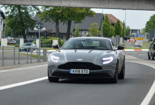 Aston Martin DB11 AMR