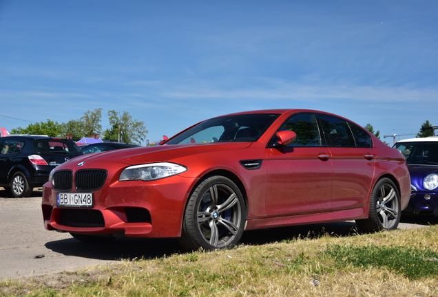 BMW M5 F10 2011