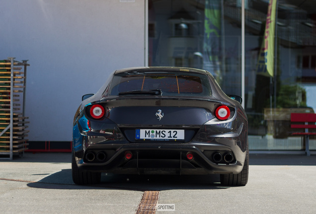 Ferrari FF