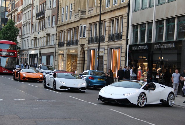 Lamborghini Aventador S LP740-4 Roadster