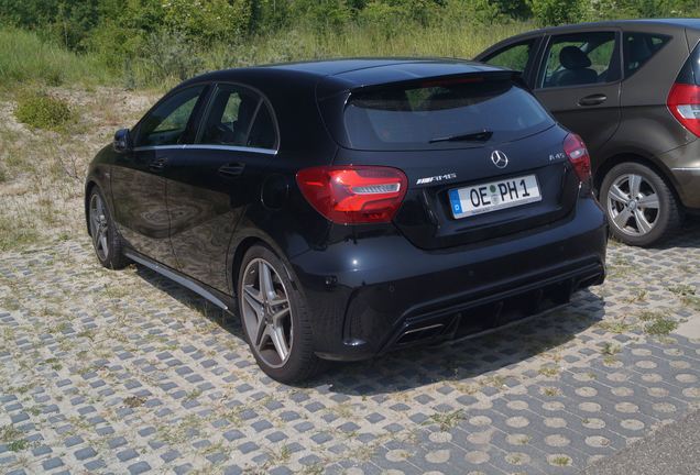 Mercedes-AMG A 45 W176 2015