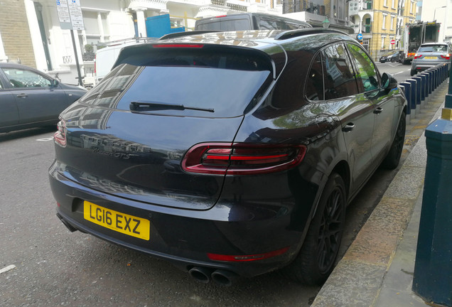 Porsche 95B Macan GTS