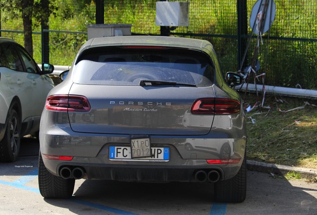 Porsche 95B Macan Turbo