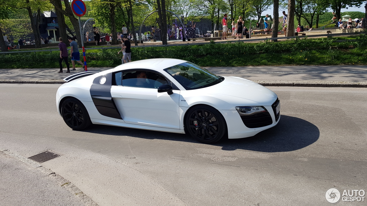 Audi R8 V10