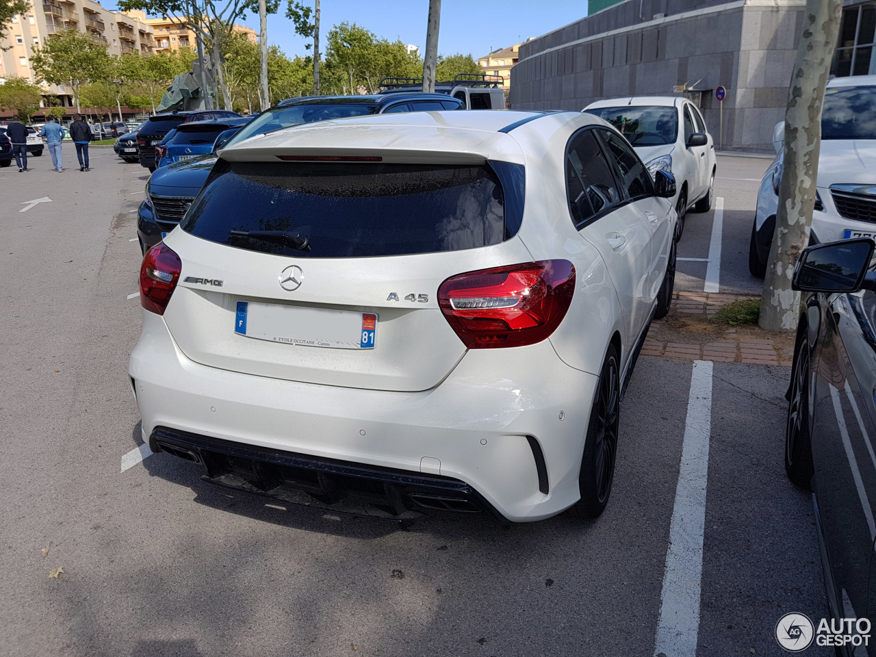 Mercedes-AMG A 45 W176 2015