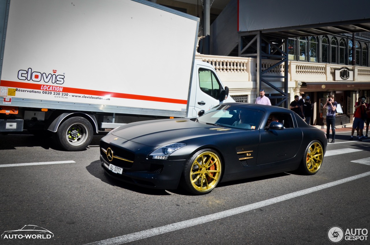 Mercedes-Benz SLS AMG