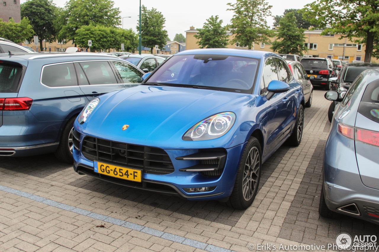 Porsche 95B Macan Turbo