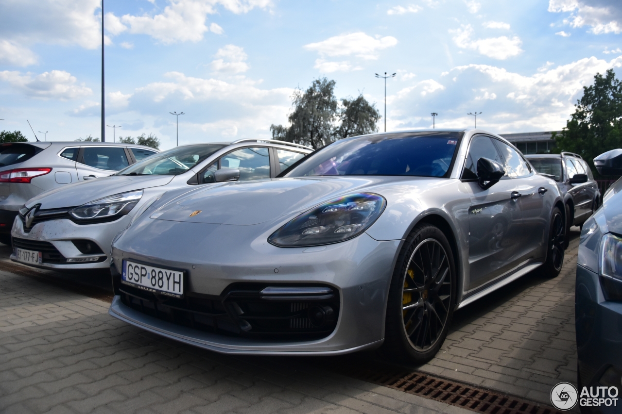 Porsche 971 Panamera Turbo S E-Hybrid