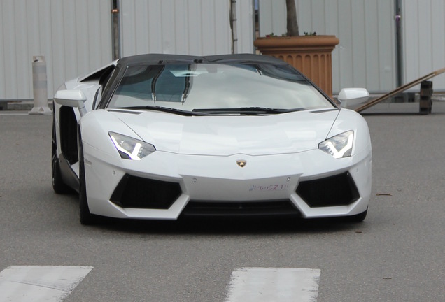 Lamborghini Aventador LP700-4 Roadster