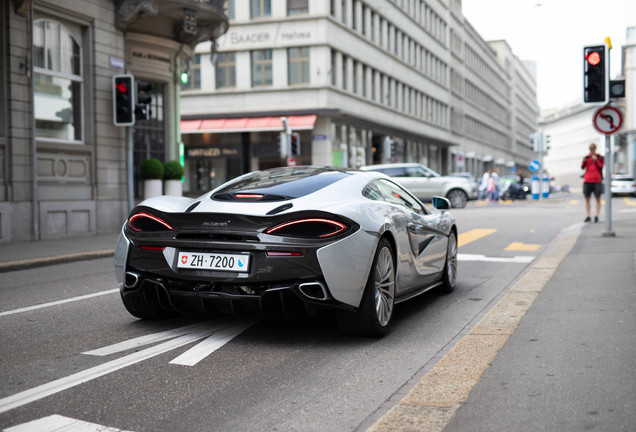 McLaren 570GT