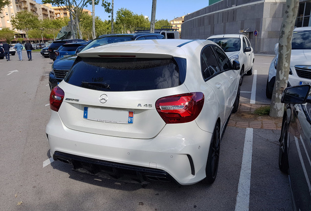 Mercedes-AMG A 45 W176 2015