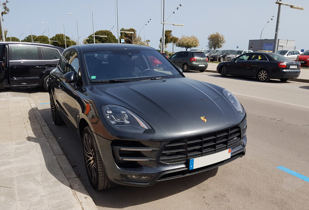 Porsche 95B Macan Turbo