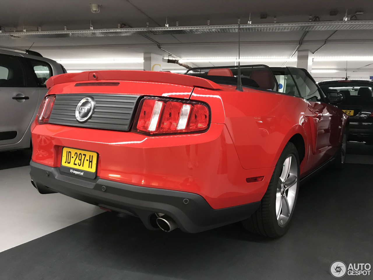 Ford Mustang GT Convertible 2011