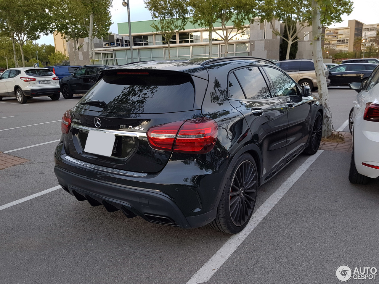 Mercedes-AMG GLA 45 X156 2017