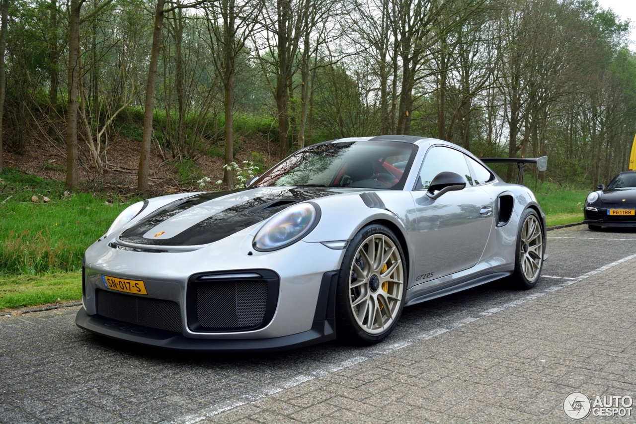 Porsche 991 GT2 RS Weissach Package