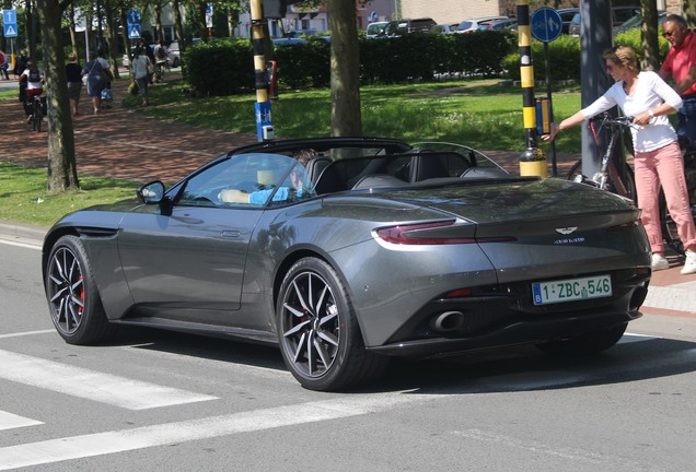 Aston Martin DB11 V8 Volante