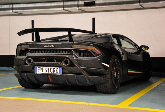 Lamborghini Huracán LP640-4 Performante