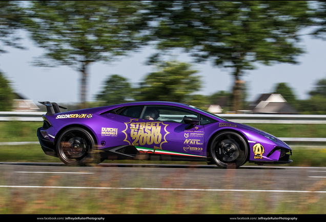 Lamborghini Huracán LP640-4 Performante