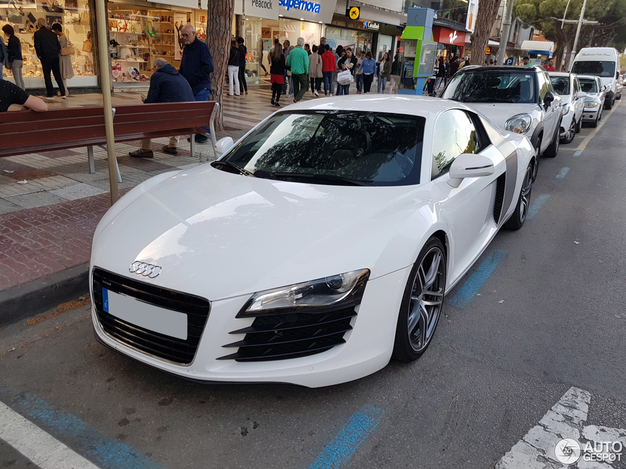 Audi R8