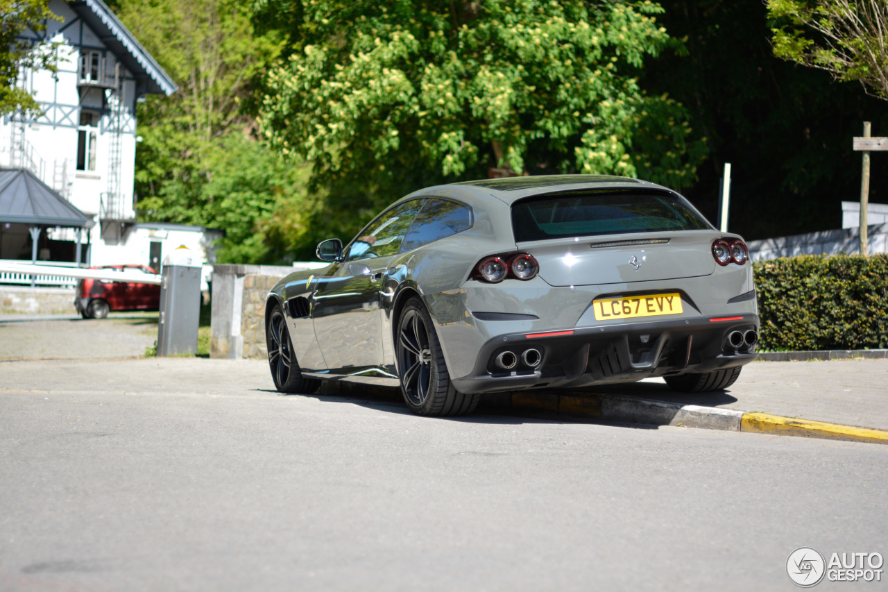 Ferrari GTC4Lusso